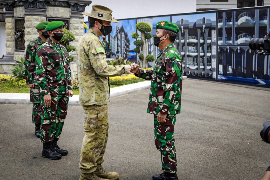 Australia-Indonesia held bilateral military training, senior officer visit