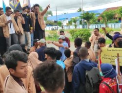 Students protest against Criminal Code Bill in Merauke