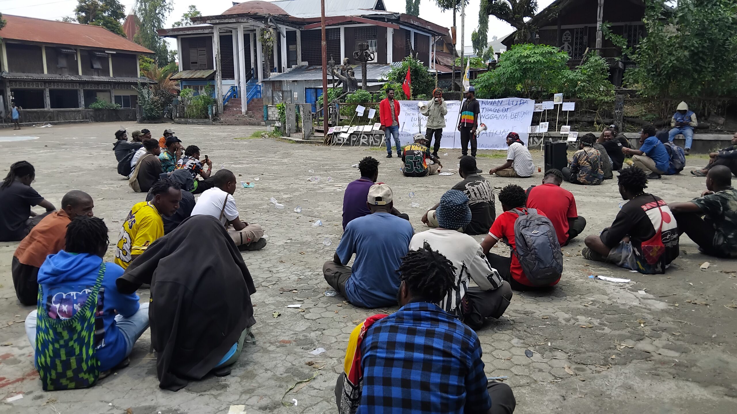 Intan Jaya students mark one year since Soanggama killings